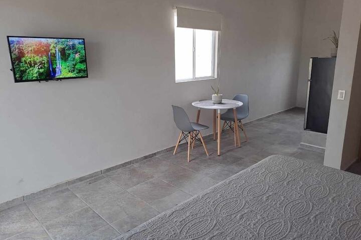Room 3 of 53