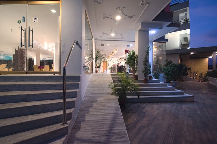 Hotel Interior 102 of 120