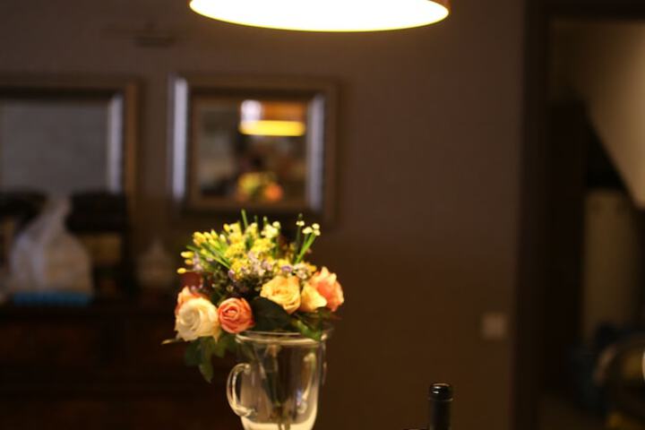 Breakfast/Coffee Service 111 of 134