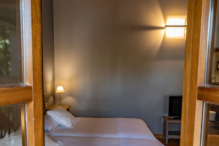 Room 9 of 51