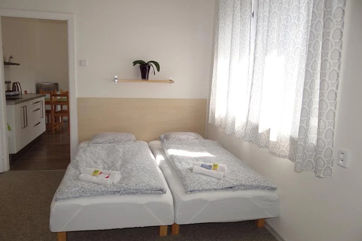 Room 3 of 17