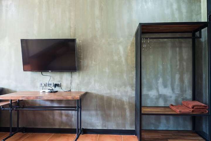 Room 9 of 187