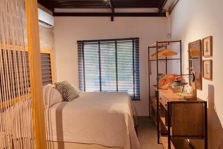 Room 2 of 35