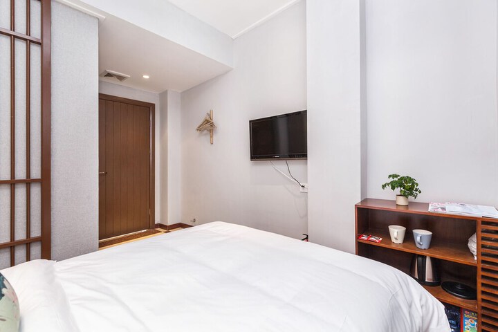 Room 5 of 59