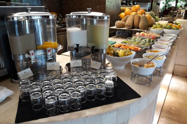Breakfast/Coffee Service 58 of 78