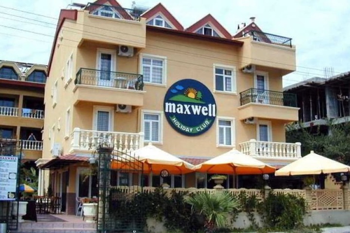 MAXWELL HOLIDAY CLUB