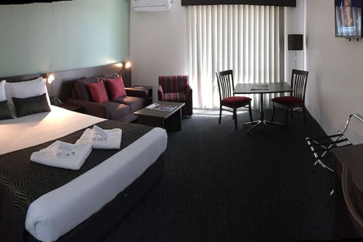Room 12 of 54