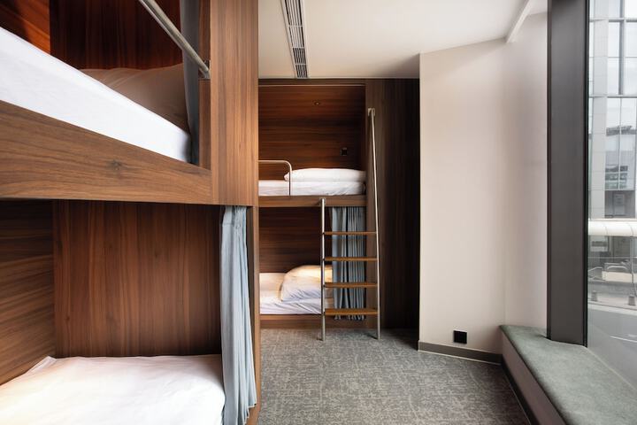 Room 31 of 59