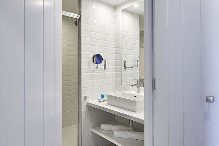 Bathroom Interior Photo