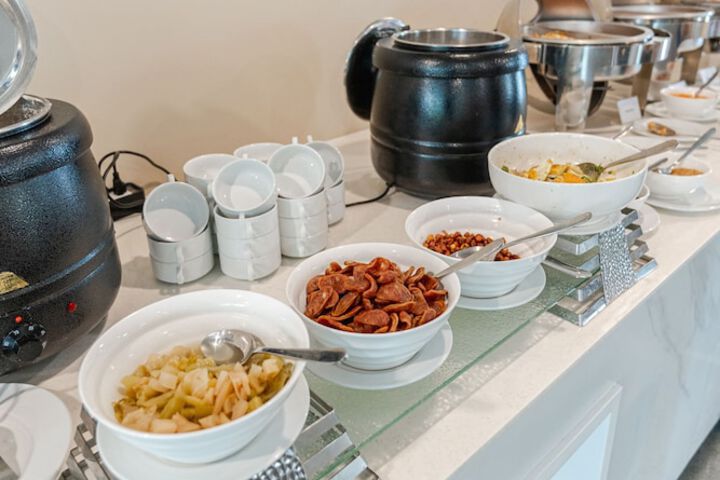 Breakfast/Coffee Service 79 of 112