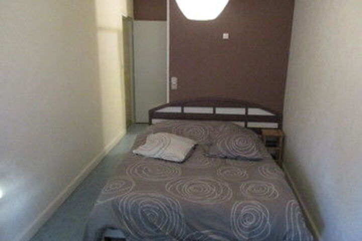 Room 21 of 36