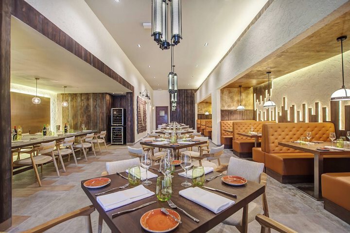 Dining 149 of 218