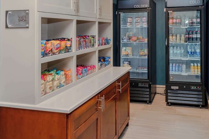 Snack bar