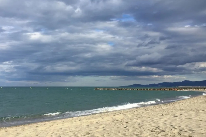 Beach 10 of 17