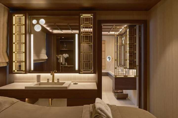 Room 26 of 62