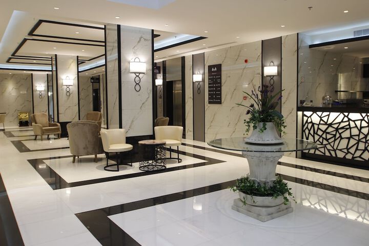 Hotel Interior 5 of 37