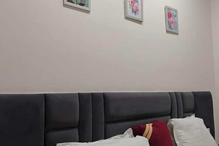 Room 13 of 54