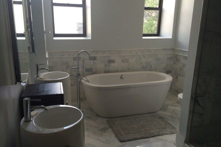 Room 12 of 22