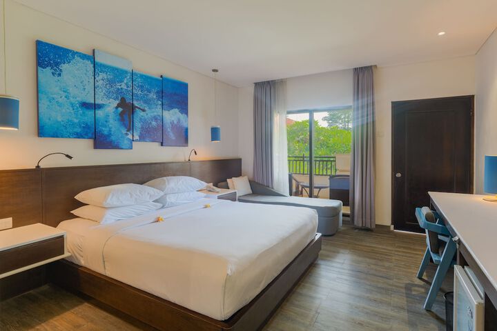 Room 9 of 54