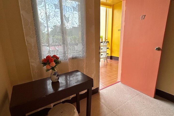Room 16 of 24