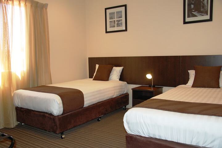 Room 18 of 50