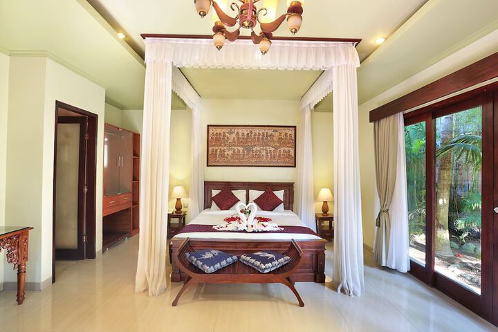 Room 3 of 55