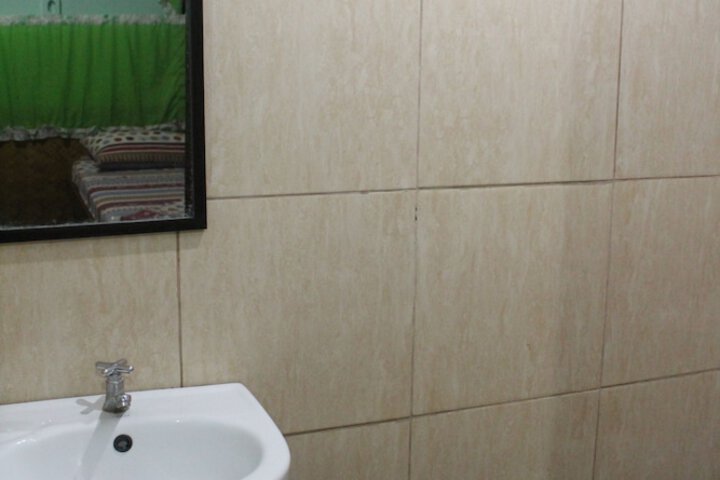 Room 45 of 102