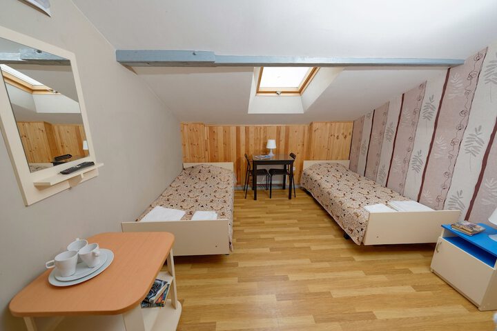 Room 50 of 89