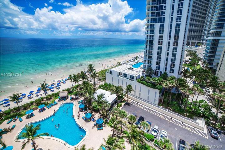 Tides Apt on Hollywood Beach in Hollywood, FL