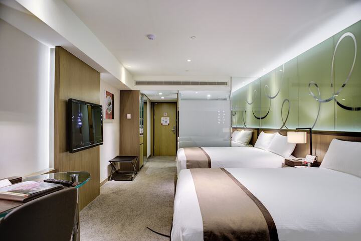 Room 20 of 93