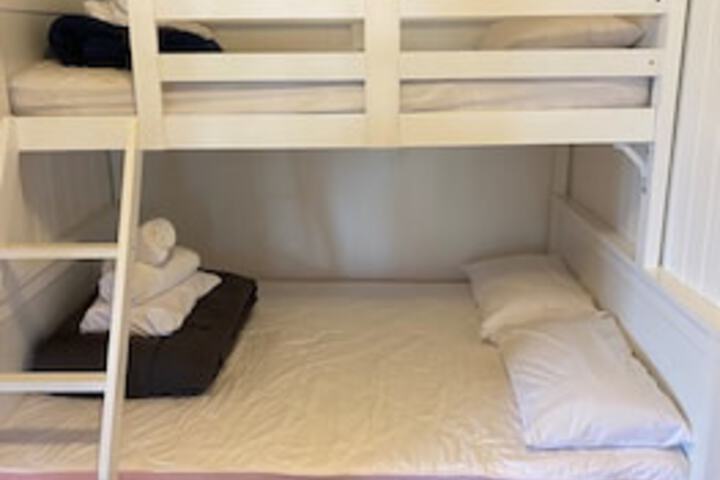 Room 79 of 300