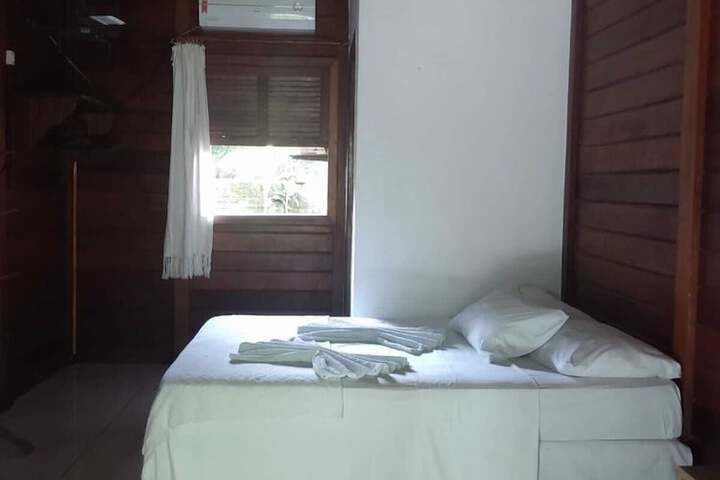 Room 4 of 19