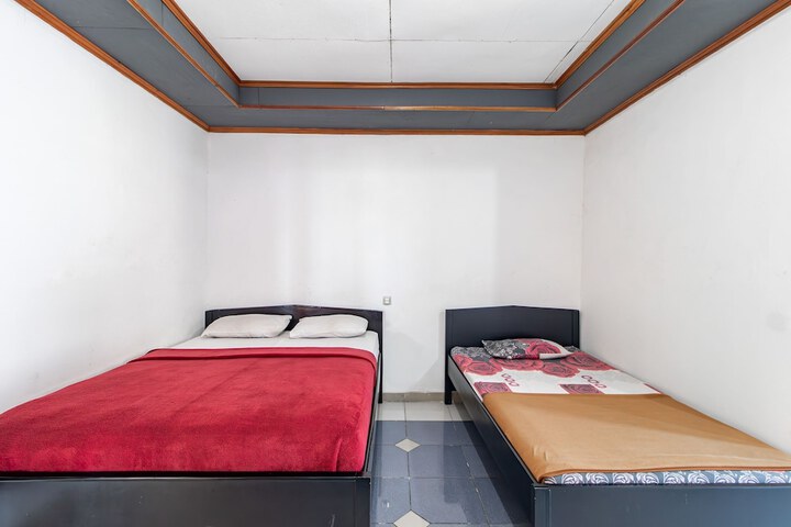 Room 11 of 36