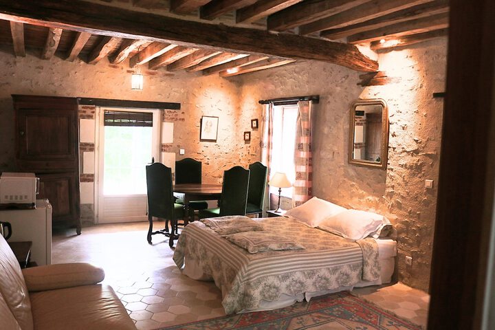 Room 47 of 145