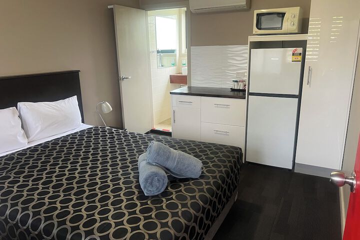 Room 16 of 51