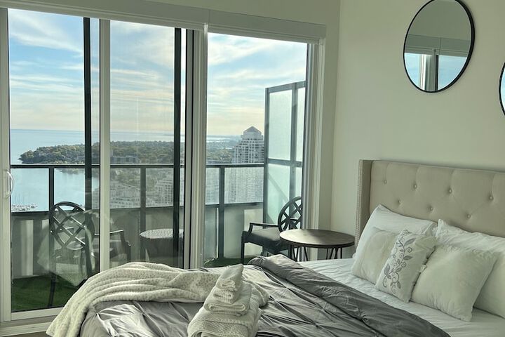 Room 2 of 19