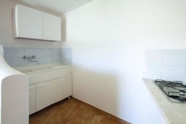 Room 16 of 20