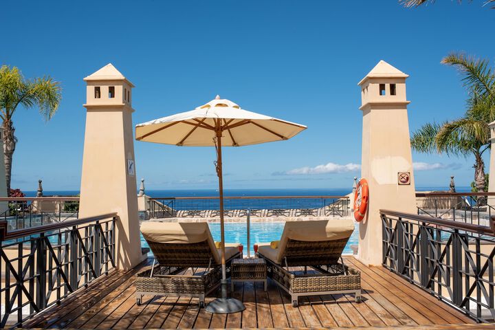 Sundeck 58 of 68