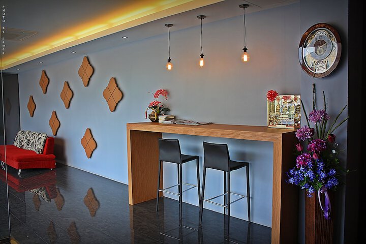 Hotel Interior 4 of 29