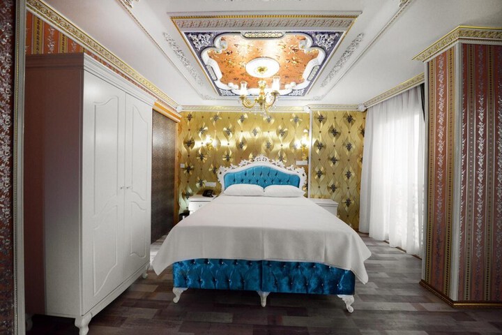 Room 28 of 57