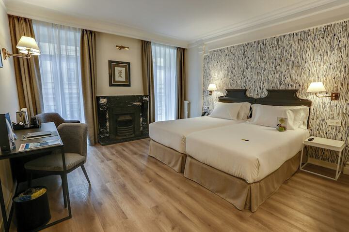 Room 59 of 118