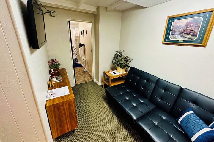 Room 7 of 26