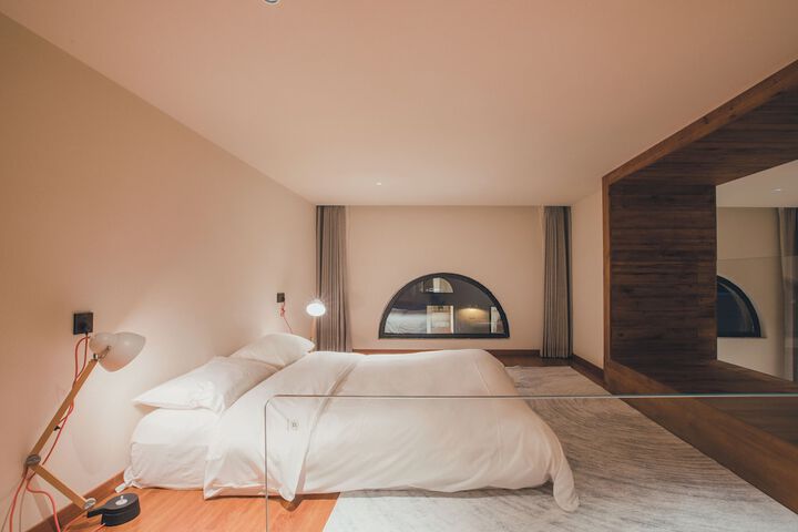 Room 17 of 115