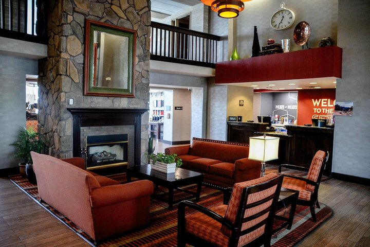 Hotel Lobby