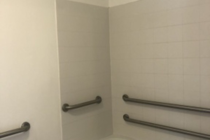 Room 83 of 108