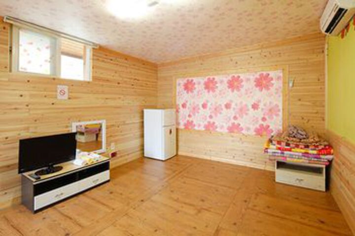Room 44 of 89