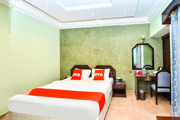 Room 14 of 33