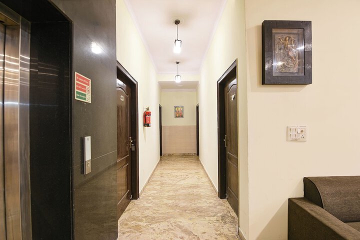 Hotel Interior 5 of 29