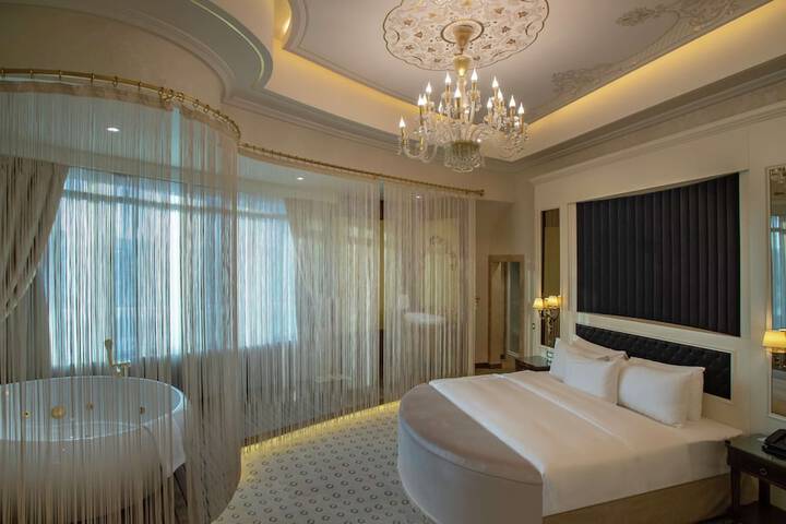 Room 18 of 53