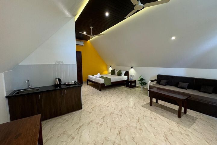 Room 18 of 60